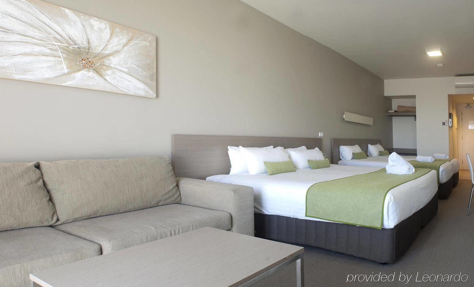 Abode Gungahlin Aparthotel Canberra Exteriör bild